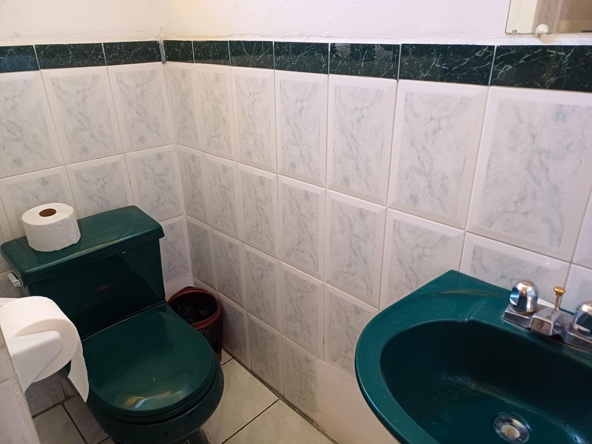 The Quito Guest House With Yellow Balconies For Travellers 部屋 写真